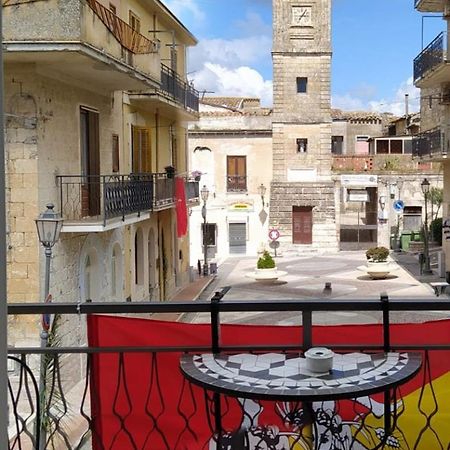 Bed & Breakfast Acquaviva Di Vullo Vincenzo Acquaviva Platani 外观 照片