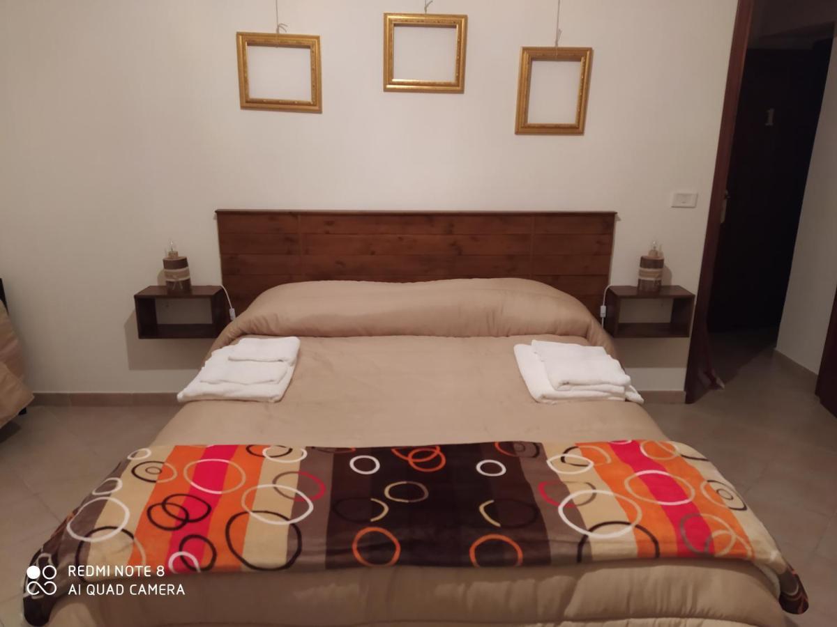 Bed & Breakfast Acquaviva Di Vullo Vincenzo Acquaviva Platani 外观 照片