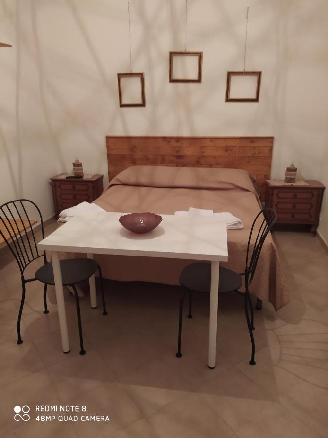 Bed & Breakfast Acquaviva Di Vullo Vincenzo Acquaviva Platani 外观 照片