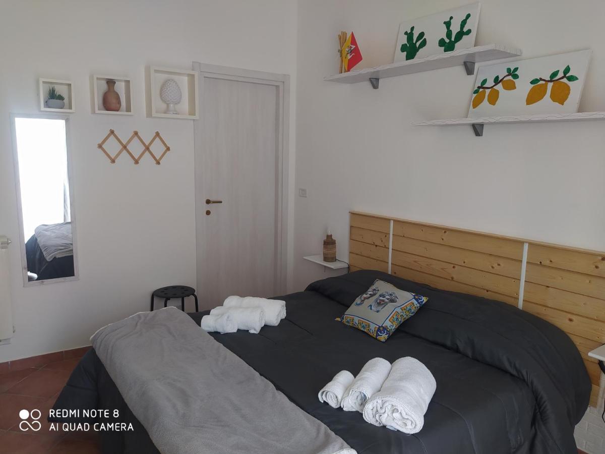 Bed & Breakfast Acquaviva Di Vullo Vincenzo Acquaviva Platani 外观 照片