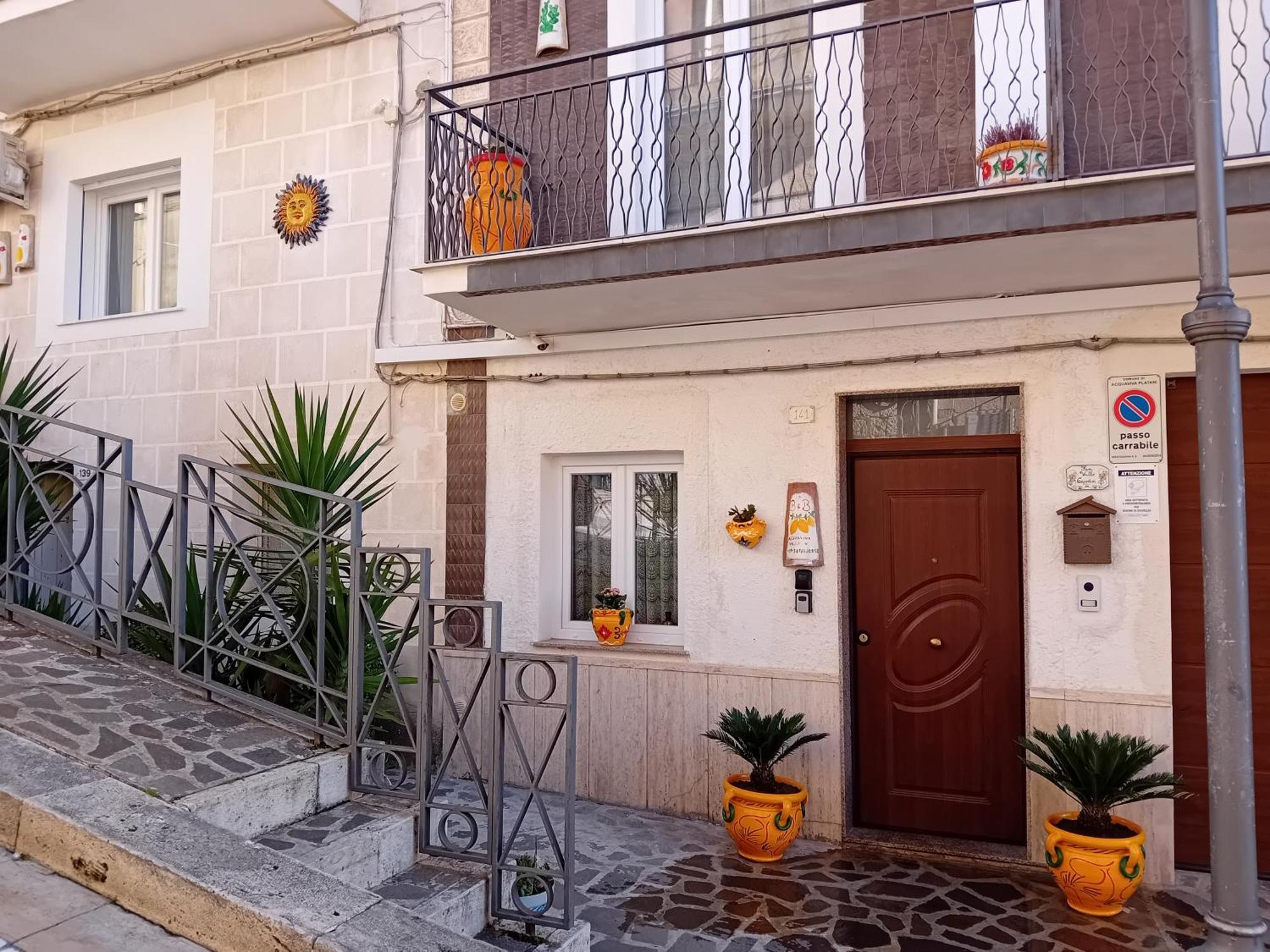 Bed & Breakfast Acquaviva Di Vullo Vincenzo Acquaviva Platani 外观 照片